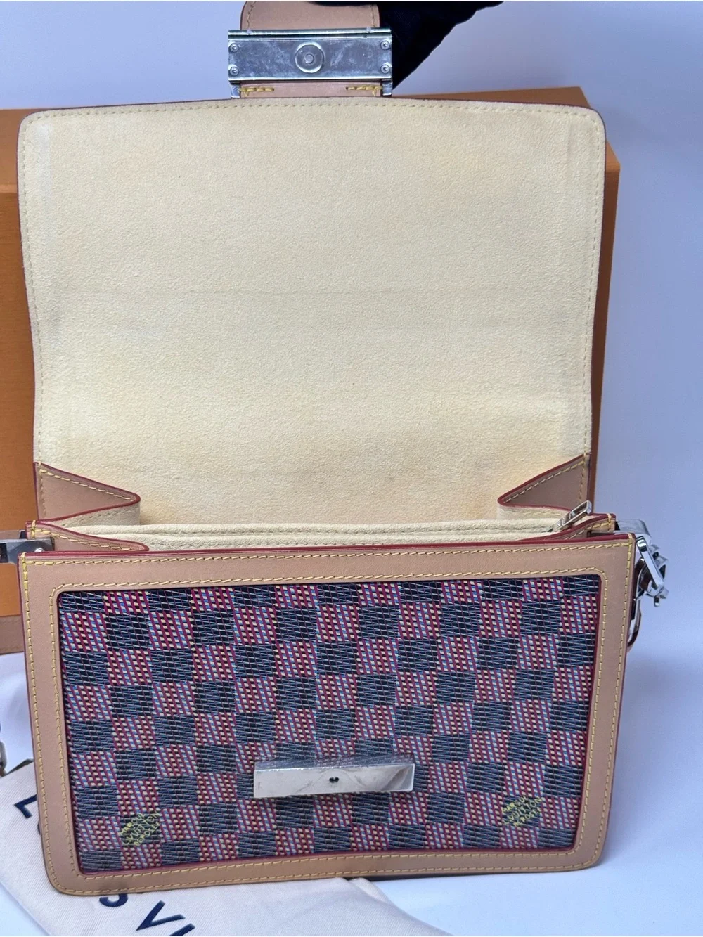 💯Authentic LOUIS VUITTON Monogram LV Pop Dauphine MM Rose - Picture 7 of 14